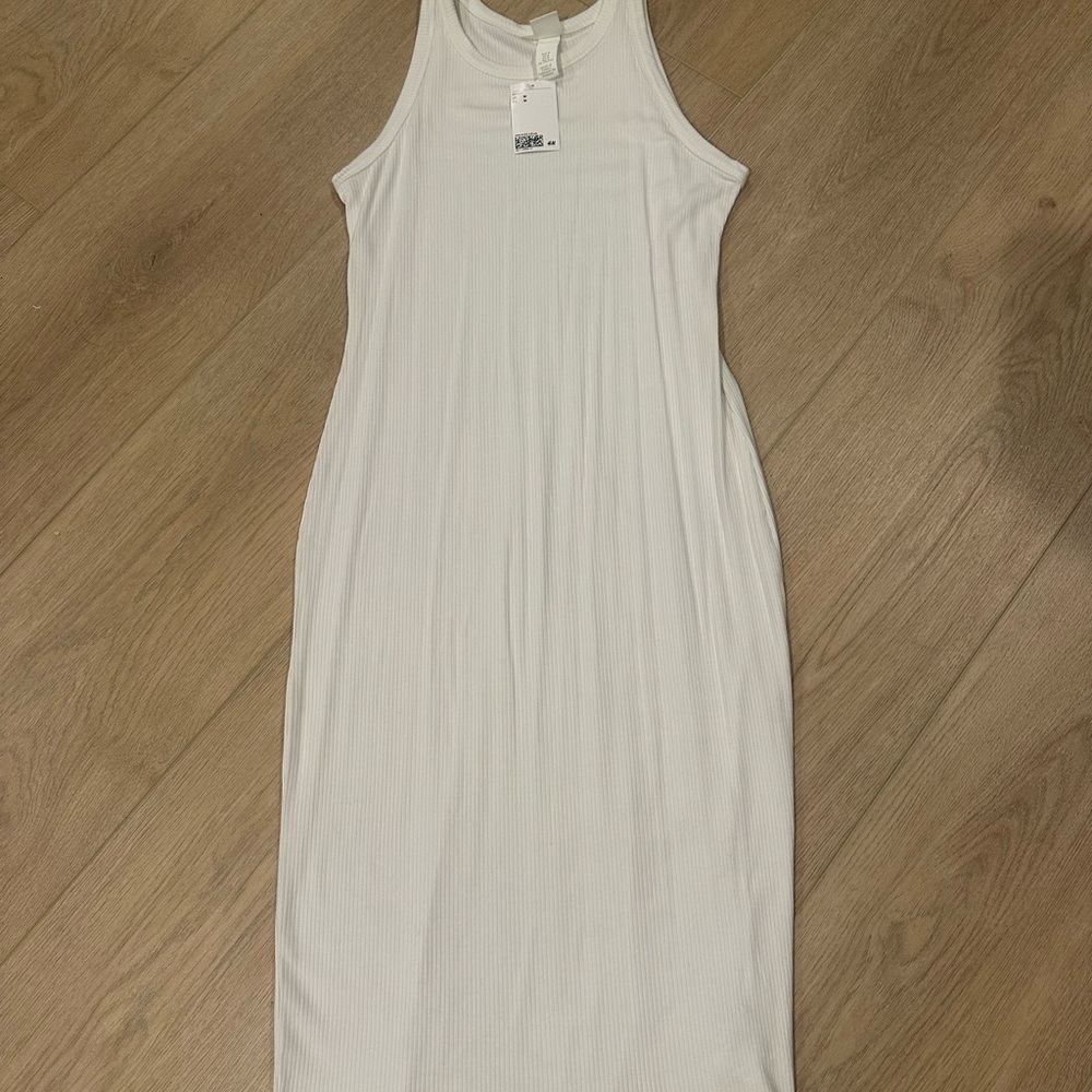 Casual White Sleeveless Dress